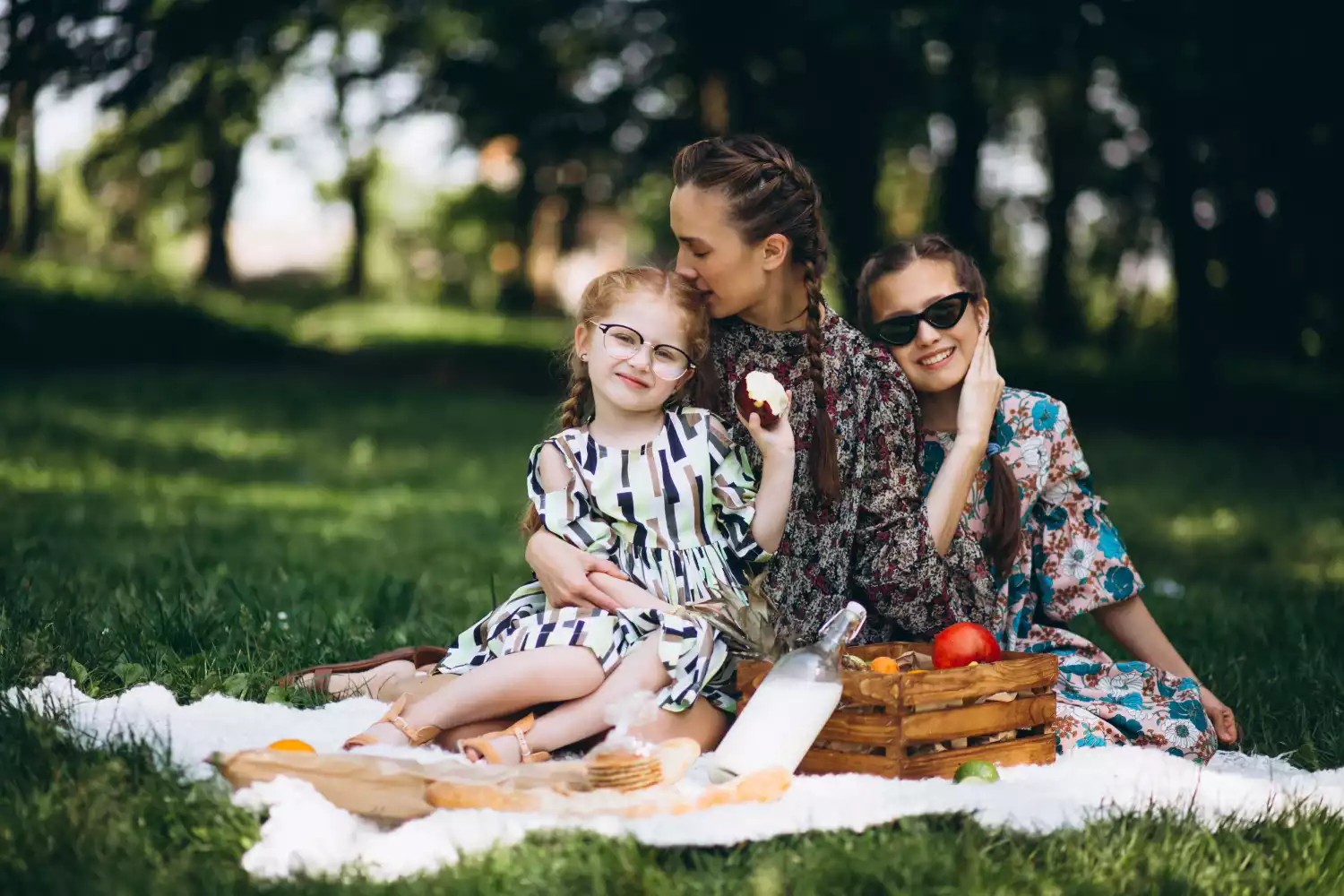 trendy picnic blankets